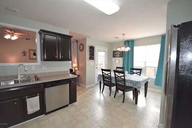 141 Farmview Dr, Mount Washington, KY 40047 - photo 6