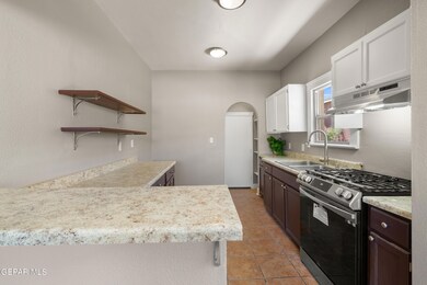 3504 Mckinley Ave, El Paso, TX 79930 - photo 5