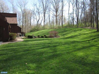 552 Chandler Mill Rd, Avondale, PA 19311 - photo 4