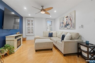 330 Monroe St unit 3R, Hoboken, NJ 07030 - photo 2