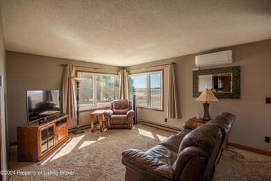 7_Living room