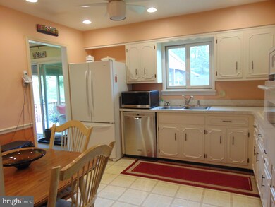 181 Country Hill Rd, Orwigsburg, PA 17961 - photo 7