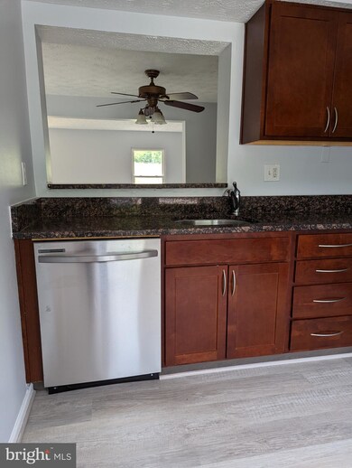 7522 Rain Flower Way, Columbia, MD 21046 - photo 5