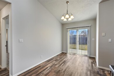525 Seasons Ct, Nampa, ID 83686 - photo 6