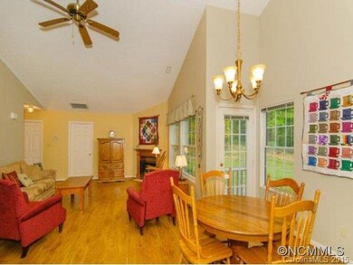44 Park Ave, Asheville, NC 28803 - photo 7