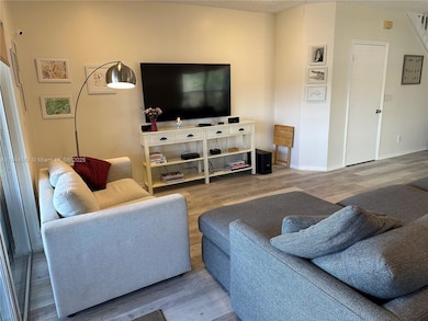 12172 SW 5th Ct, Pembroke Pines, FL 33025 - photo 6