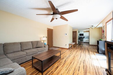 8-web-or-mls-948 Cypress Ridge Pl 015