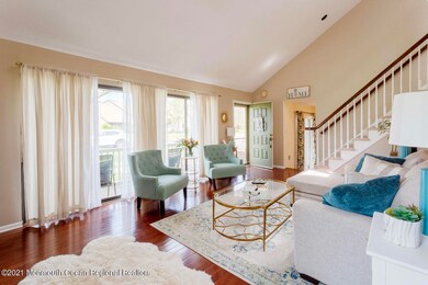 46CotswoldCir-15