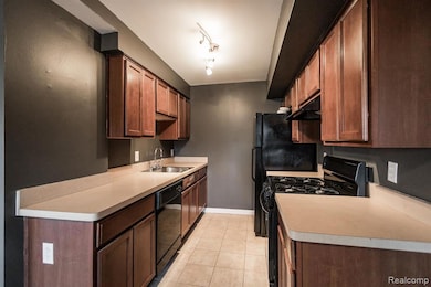 Garden Court Apartments unit A2, Detroit, MI 48207 - photo 7