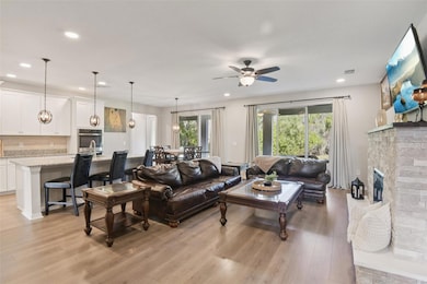 18537 Lafuente Ct, Spring Hill, FL 34610 - photo 6