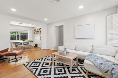 1007 Little St, Copperas Cove, TX 76522 - photo 4