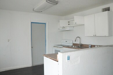 1010 Adams St, West Palm Beach, FL 33407 - photo 6