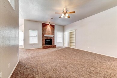 4109 Gyrfalcon Dr, Norman, OK 73072 - photo 6