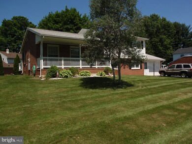 16708 Buford Dr, Williamsport, MD 21795 - photo 3