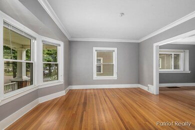 1131 Powers Ave. NW