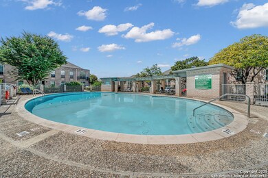 102 Ruelle unit 200-B, San Antonio, TX 78209 - photo 2