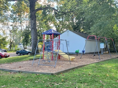 421 Sylvan Knoll Rd, Stamford, CT 06902 - photo 6