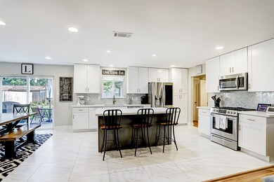 5213 De Lange Ln, Houston, TX 77092 - photo 7