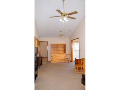 1061 Ina Cir, Franklin, IN 46131 - photo 7