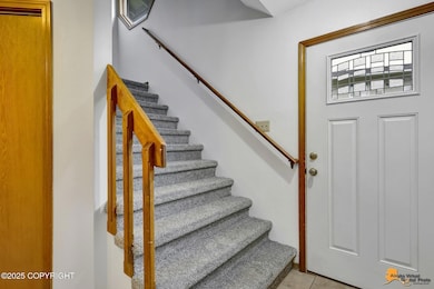 4032 Hale Ct, Anchorage, AK 99502 - photo 7