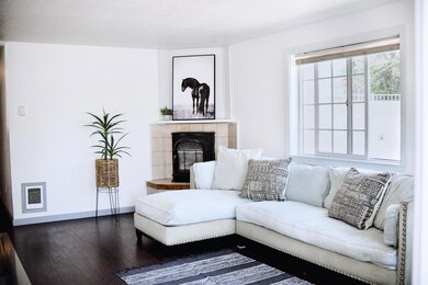 713 SW 26th St, Redmond, OR 97756 - photo 4