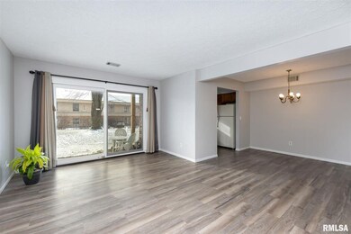 2019 E 38th Street Place unit 1B, Davenport, IA 52807 - photo 5