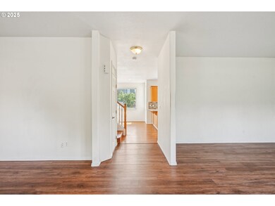 575 S Ponderosa St, Canby, OR 97013 - photo 5