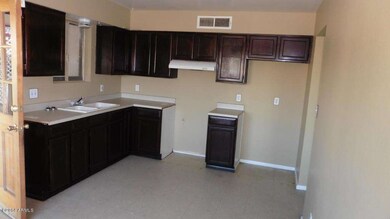 117 W ARDMORE RD 10