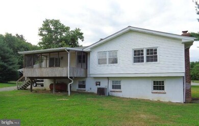 9299 Windsor Dr, La Plata, MD 20646 - photo 3