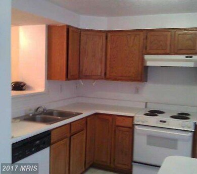 9515 Painted Tree Dr, Randallstown, MD 21133 - photo 5