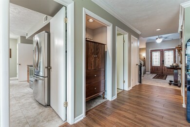 Entry way