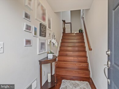 42721 Ogilvie Square, Ashburn, VA 20148 - photo 2