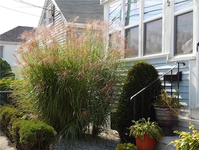 632 Cottage St unit 2, Pawtucket, RI 02861 - photo 3