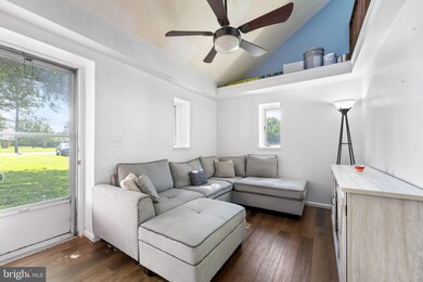 5087 Wheatleys Pond Rd, Smyrna, DE 19977 - photo 3