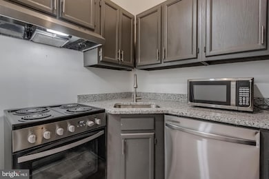 1113 N Calvert St, Baltimore, MD 21202 - photo 7