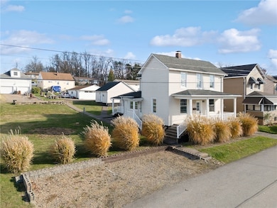 1908 Walnut Dr, Latrobe, PA 15650 - photo 2