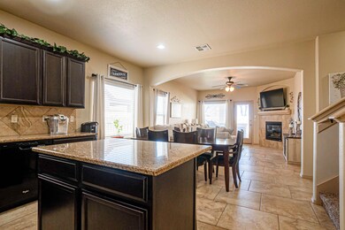 477 Cedarwood Ave, Horizon City, TX 79928 - photo 6