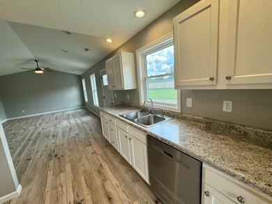 611 Beech St, Saint Marys, OH 45885 - photo 5