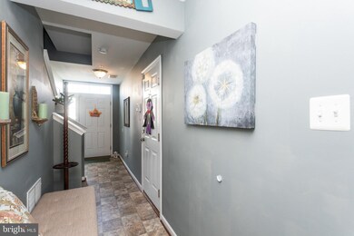 8436 Stansbury Lake Dr, Baltimore, MD 21222 - photo 4