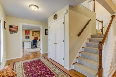 T-Staircase Front