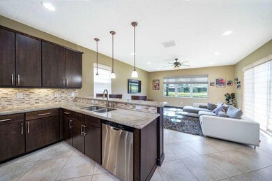 10540 Palacio Ridge Court-small-005-1-10