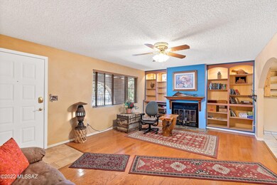 09-Living Area