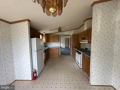 9225 Lawyers Rd, Spotsylvania, VA 22551 - photo 5