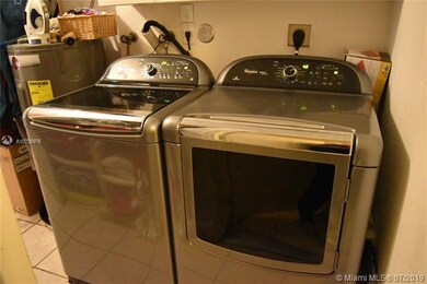 6918 NW 109th Ct, Doral, FL 33178 - photo 5