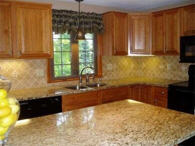 4 Scott Ln, Hadley, MA 01035 - photo 3