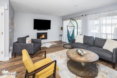 04-Living Room_IMG_0522