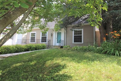 2541 Vernon Ct SE, Cedar Rapids, IA 52403 - photo 3