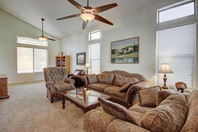Living/dining room