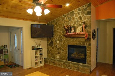 311 Jones Farm Rd, Bentonville, VA 22610 - photo 7