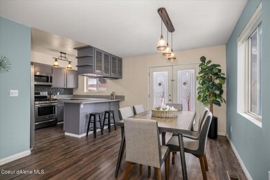 06-1625 W Clarke Ave-011